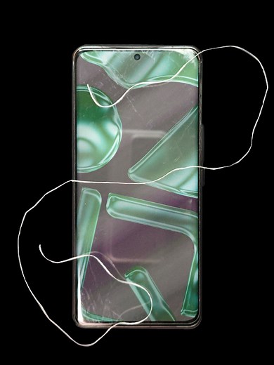 How to Safely Remove UV Glued Screen Protectors