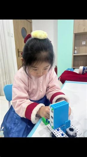 孩子总玩手机？来乐博乐博！积木拼搭 编程逻辑，玩出专注力，练出理科脑！🧩#自主学习能力培养 #编程入门 #专注力 #乐高 #认真学习的孩子