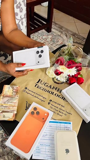 BRAND NEW IPHONE 17 PRO 256GB Ksh 195,000 (physical sim) iPhone 17...