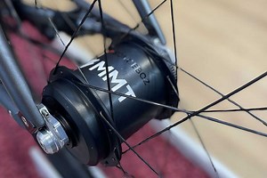 La startup française eBikeLabs lance un mini moteur de vélo avec un couple impressionnant