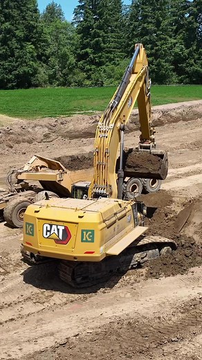 333K views · 3.4K reactions | Check out these ejector haulers moving 30 cubic yards every 2 minutes at the Hillsboro Corporate Park site. Kerr Contractors is just getting started on this 200-acre development—and we’re moving fast. Big machines. Big progress. Bigger things ahead.Stay tuned for more updates as the project unfolds. #KerrContractors #HillsboroCorporatePark #HeavyCivilConstruction #MassExcavation #Earthmoving #BuildWithKerr | Kerr Contractors Oregon, LLC | Facebook