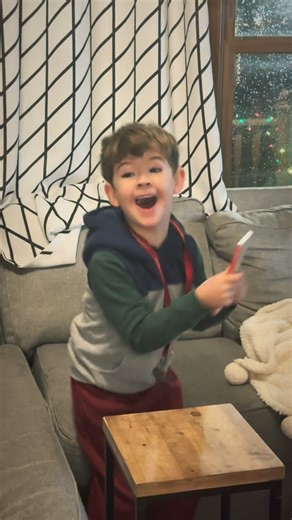 🎄m i c h a e l a 🧑🏼‍🎄 on Instagram: "You know what’s better than getting Minecraft for Christmas? Nothing. Nothing at all. According to this 6yr old at least. 🤩😅 #minecraft #switch #nintendo #instagood #wisconsin"