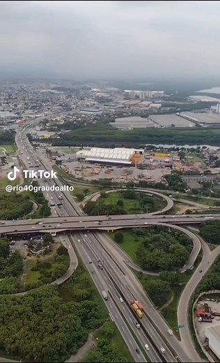 Explorando a Linha Vermelha no Rio de Janeiro