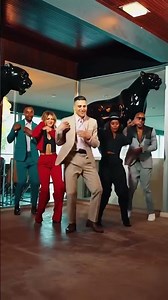 🔥💃 GROUP AMAZING DANCING — STEP INTO THE GROOVE 💥🎶⚡🚀✨ #GroupAmazingDancing #youtubedance #yt