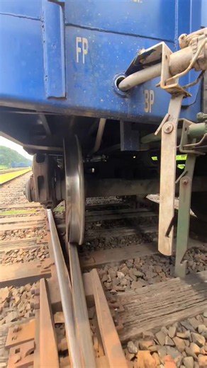 Train wheels changing line on a turnout crossover frog #railway #trains #railroad #railfans #viral