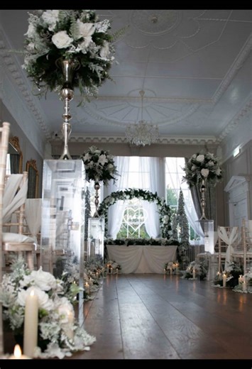 ✨ Winter Wedding Romance at Bawtry Hall ✨ Soft candlelight flickers against a pure white colour palette, delicate winter blooms, and the timeless elegance of our beautiful Drawing Room 🤍 A setting made for intimate moments, quiet magic, and unforgettable vows. All that’s missing is the snow… and it may just be on its way again! ❄️ If you are dreaming of a truly romantic winter wedding, come and fall in love with Bawtry Hall. 📞 Book a viewing this weekend: 01302 710341 🌐 Visit our website to d