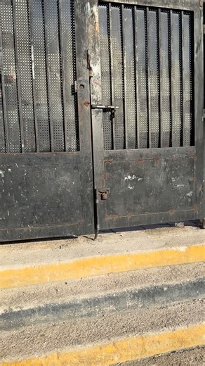 ‎يحيى الزعبي - yahea alzo3bi‎ on Instagram: "😂😂😂😂😂"