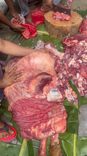 How to Process Beef Brisket 🔪✨ Hashtags)#BeefBrisket #ButcherySkills #MeatCutting #CowMeat