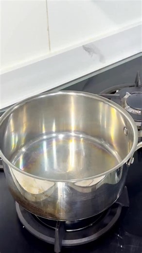 Abisola Da-Silva on Instagram: "Our last “Did you know” video for the year… Homemade or store bought? #homemadeketchup #nigerianfoodblogger #foodblogger #foodstagram #explore"