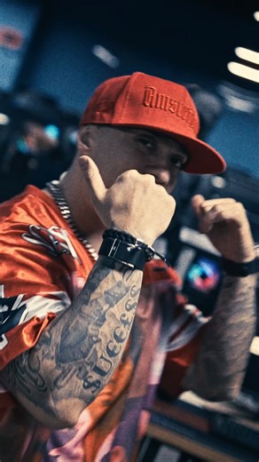 Shukhrat Allayarov on Instagram: "MASSA Feat. ASL WAYNE - Shartmas (Official Music Video) 🥷"