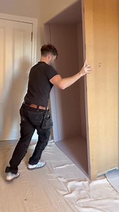Another behind the scenes of a recent install! 📩 Get in touch for a free design consultation and quote. 📞 07907047487 📍 Glasgow & surrounding areas finish. 📩 Get in touch for a free design consultation and quote. 📞 07907047487 📍 Glasgow & surrounding areas @blum_uk @ultraleds.co.uk @festool_uk @meditemdf #glasgowjoiner #wardrobe #storage #bespokefurniture #storageideas #interiordesign #customjoinery #madetomeasure #sprayfinished | Robb Bespoke Builds