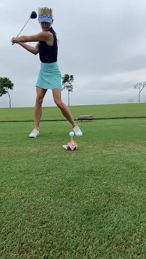 🤣🤣 el tee-cake cumpleañero #golf #teecake #golfdriver