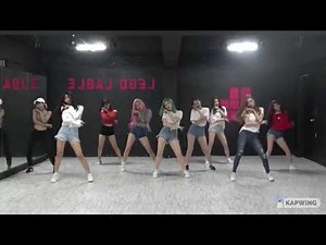 BAAM - MOMOLAND [Mirrored Chorus]