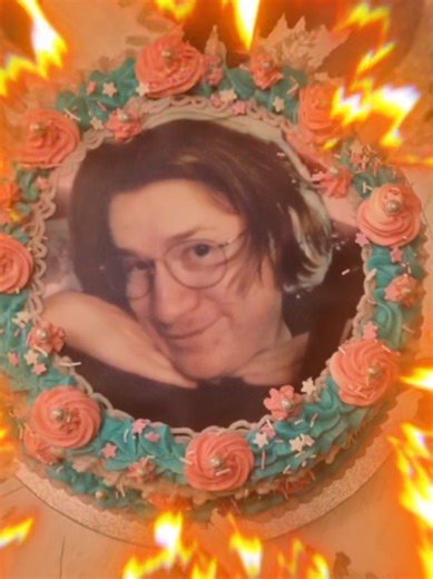 Delicious Frogger Cake Inspired by Overwatch