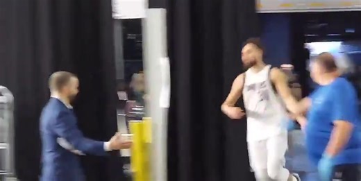 Caption this 😭😭👀 | Hoops Central