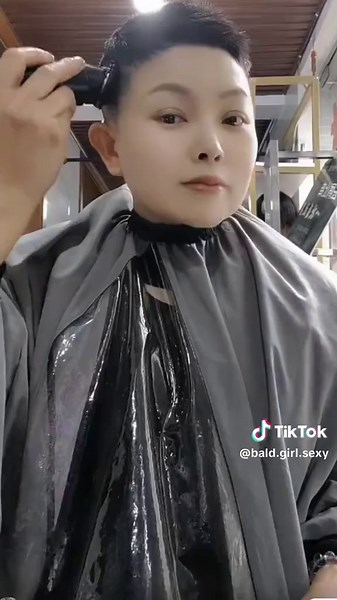 Embracing Bald Beauty: Women's Head Shave Transformations