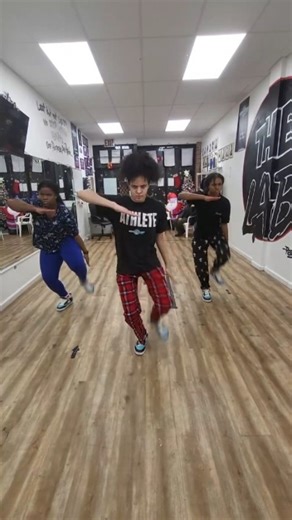 The Lab - AOS on Instagram: "Step Tutorial: Check out the letters of the Remo System created by @artofstepping : LEFT Learn it. Try it. Step it. Tag us if you learned it and repost 🔁 #RemoSystem #ArtOfStepping #fyp #Reel"