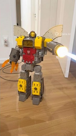 Transformers Siege Omega Supreme comes to life #transformers