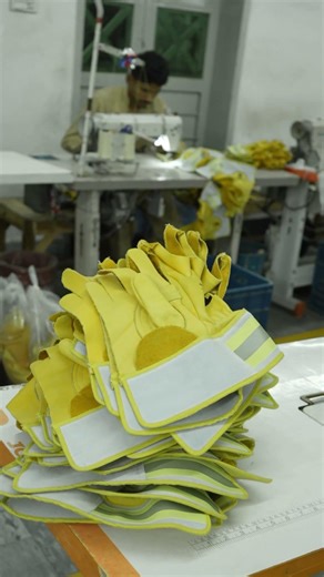 Satisfying Glove Stitching ASMR | Inside a Work Gloves Factory