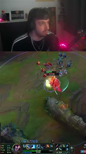 PREDICT OR LUCKY? | #leagueoflegends #shorts #riotgames #clips #twitch #lol