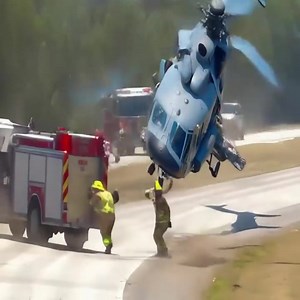 50K views · 89 reactions | Tragedy before the eyes of hundreds of people: "At the moment of the explosion, everyone froze in shock."  The continuation is in the first comment below the image  | Cute Animals | Facebook