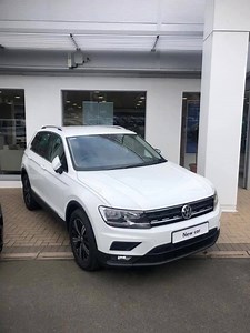 🤩Tiguan 2.0 150ps SE NAV with 18" Patagonia Alloy wheels🤩 Features include; ◼️Front and rear parking sensors - ▪️Silver anodised roof rails - ◼️3 spoke leather multi function steering wheel with trip computer controls ▪️Pre crash prevention/ occupant protection ◼️12V USB socket rear of centre armrest ▪️8" colour discover navigation infotainment system with edge to edge touch screen ◼️App connect(apple carplay/android auto/ mirror link) ▪️Rear passanger heating controls ◼️Space saver spare whee