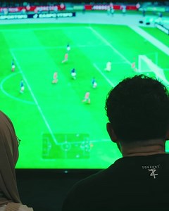 90K views · 2.6K reactions | Dit is mijn mooiste project ever ❤️ ٱلْحَمْدُ لِلَّٰهِ Ik heb een nasheed gemaakt samen met mijn dochter. Met onze teksten hopen we meer zelfvertrouwen te geven aan jonge broeders & zusters. إِنْ شَاءَ ٱللَّٰهُ Ik zou het enorm waarderen als je dit deelt ✨ | Soufiane Touzani | Facebook