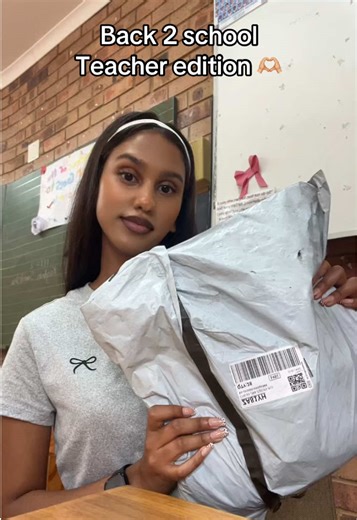 Back to School Essentials for Teachers: Tips and Haul