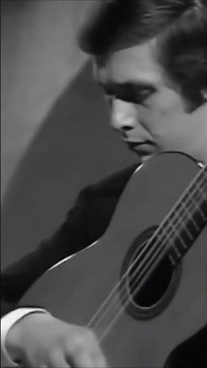 Spanish Flamenco Guitarist Paco De Lucia Play's Malaguena.