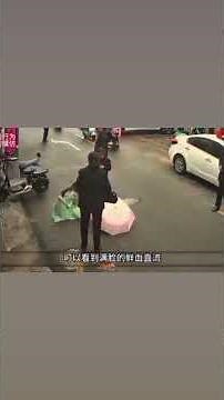 WOMAN ATTACKED BY CHOW CHOW.😱😱😱 As a warning,please do not imitate.#chowchow #viral