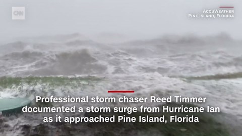 'Here comes the eyewall': Storm chaser films inside Hurricane Ian