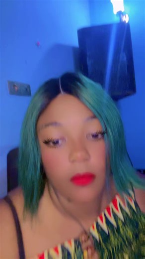 DJ Marina et la pilule du lendemain: une comédie