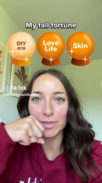 Debby Ryan Hair Tuck: Fall Fortune Filter Trend