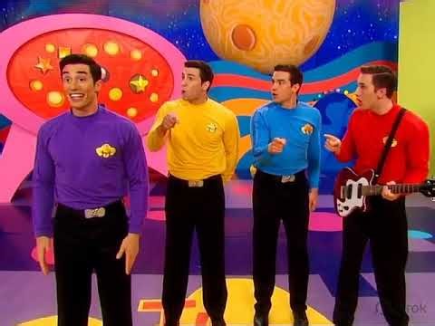 The Wiggles: Hoop-Dee-Doo it's a Wiggly Party (2001) Bloopers #1