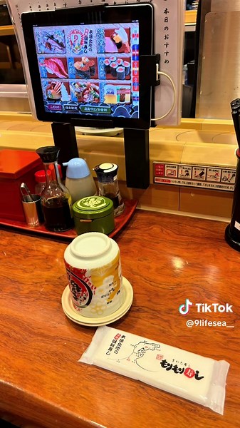 近江町市場での食べ歩き体験