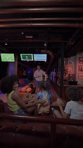 C'est la saison de dire oui aux aventures en famille sans se ruiner 😎 Profitez de l'été à Dubai avec des offres "Enfants gratuits" dans certaines des attractions et des hôtels les plus en vogue de la ville 🌊☀️ Alors, qu'attendez-vous ? https://bit.ly/3MRZt2q 📍 @atlantisthepalm #VisitDubai | Visit Dubai