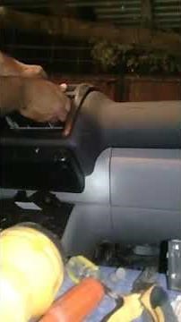 Como cambiar destellador VW polo