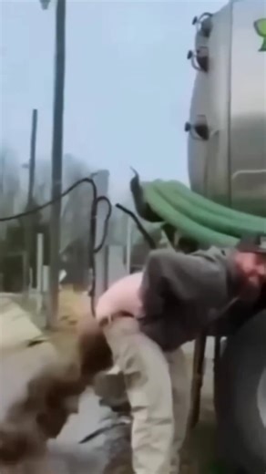 Engineer Reacts unexpected moments 🤯 #adamrose #construction #engineering #workers | Engineer Reaction