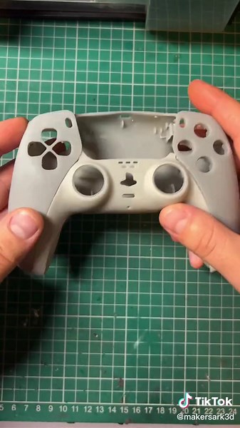 3D printed PS5 controller shell 😎 #3dprinting #resinprinting #ps5 #ps5controller #diy #custom #controller #foryou #fyp #fypシ