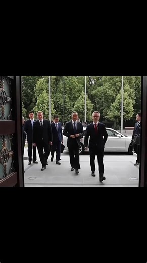 កំពូលអ្នកការទូត Wang Yi: មុនស្នាដៃជាតិនៅតំបន់