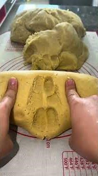 This is how I make my green plantain dough, flour-free and preservative-free