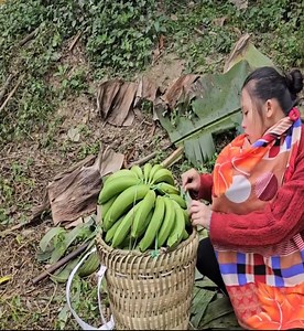 508K views · 8.2K reactions | 30 Days - 17 Year Old Single Mother, Harvesting Vegetables, Bananas, Squash & Gardening #PoorMother #singlemother #countryside | Tasty Recipe | Facebook