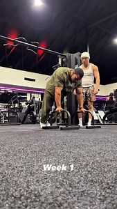 413K views · 11K reactions | 5 week progression of handstand to press! 265lb @prove_it @teampersonalrecord @onegengym | Larry Wheels | Facebook