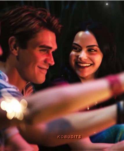 Veronica and Archie: Riverdale's Compelling Dynamics