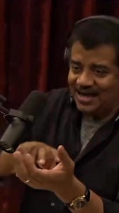 Your Heart Has a Secret Countdown ⏳❤️ Every mammal gets around 1 billion heartbeats in a lifetime. Humans are one of the few species that break the rule — but the countdown never stops. #ScienceFacts #DidYouKnow #HumanBody #MindBlown #Biology #Neuroscience #HeartHealth #ScienceReels #LearnOnFacebook #Education #CrazyFacts #CosmicClues #human #heart #science #universe | Cosmic Clues