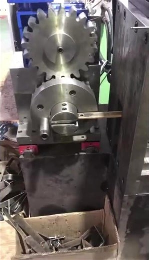 Lear spring clipper making machine