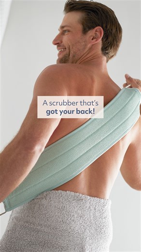 Ready to reveal smoother, healthier-looking skin with JUST water? Meet your new shower MVP. This innovative body essential features a brand-new scrubby texture designed to gently exfoliate and prep skin, making it the perfect first step before your body moisturizer. And can we talk about that gorgeous eucalyptus hue? 🌿 It’s as calming as it is effective, bringing spa vibes straight to your daily routine. A simple, intentional upgrade to your Norwex skincare ritual that leaves skin feeling refre