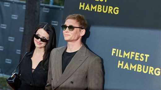 Leute: We did it – Schweighöfer und Ruby O. Fee haben geheiratet