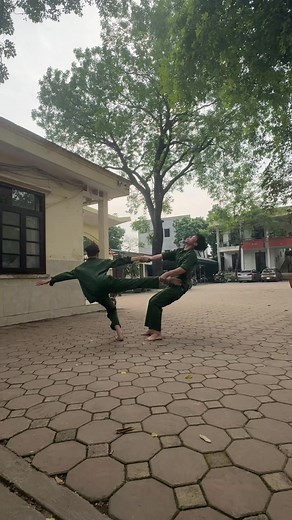 Nhảy Sturdy Key Jump: Xu Hướng Mới Trong Văn Nghệ