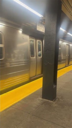 R68 D Train Leaving Tremont Avenue